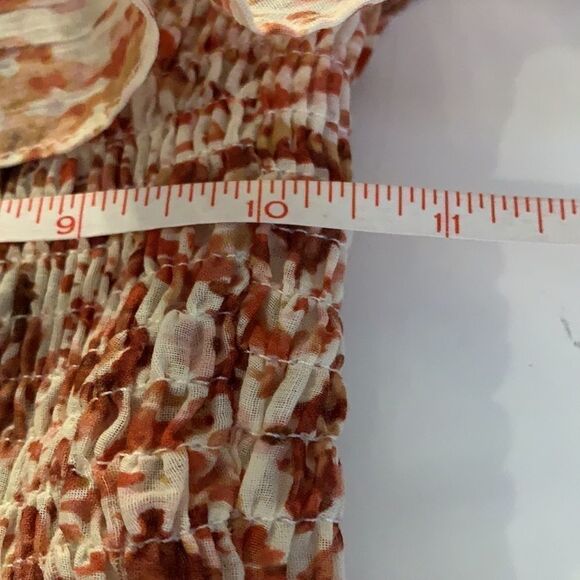 𝅺olivaceous cropped tube top with ruffle detailing stretches to 32 inches - Picture 7 of 7